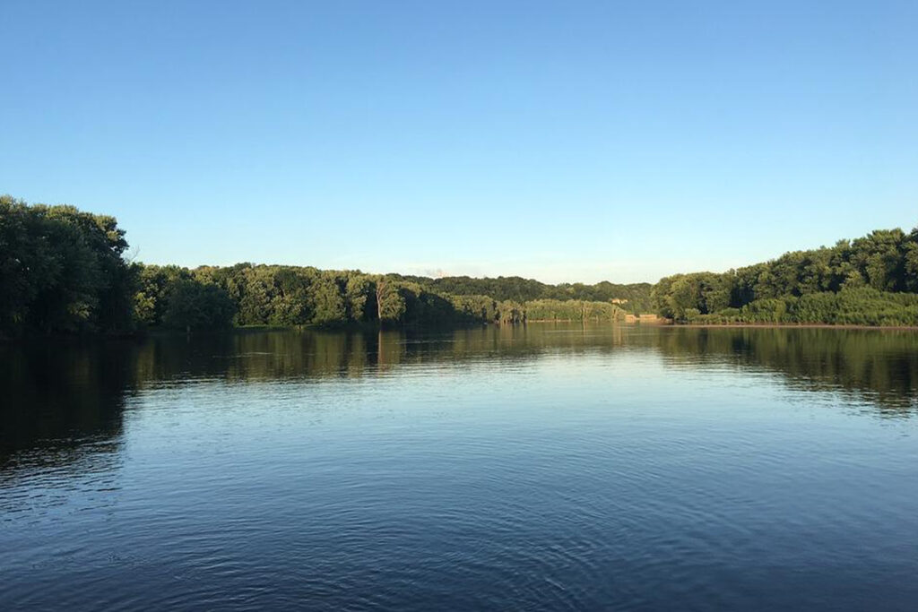 Quad Cities: Stoney Creek Guide