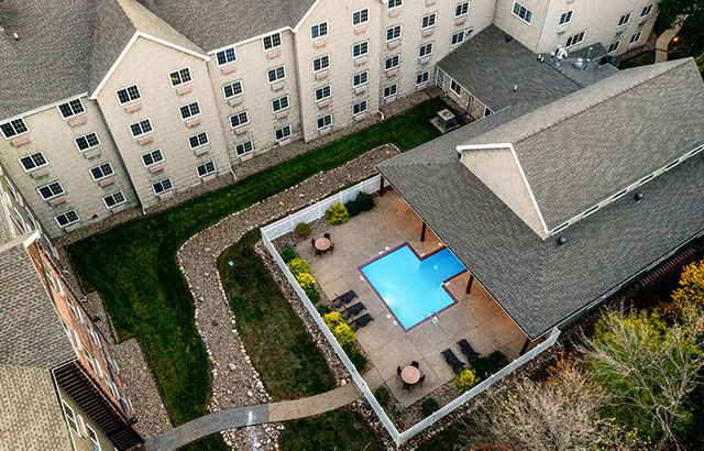 Stoney Creek Hotel