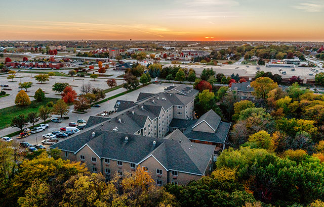 Stoney Creek Hotel