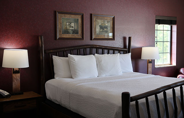 Stoney Creek Hotel