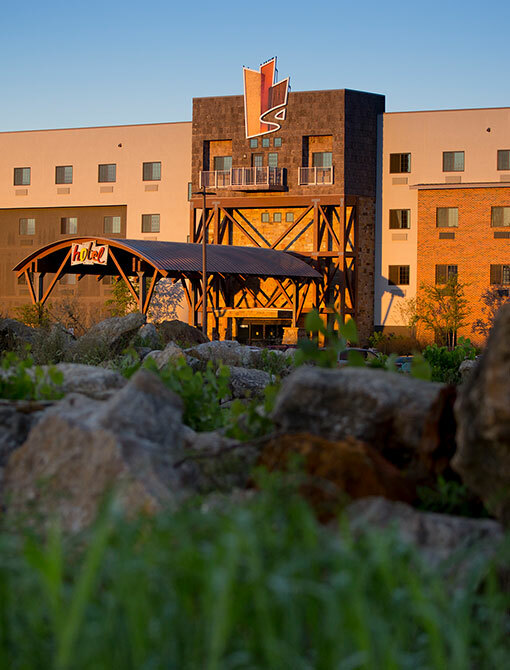 Hotel in Independence mo entrance and exterior, Stoney Creek