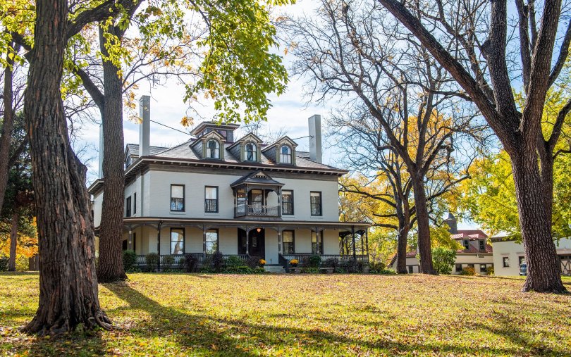 The Bingham-Waggoner Estate