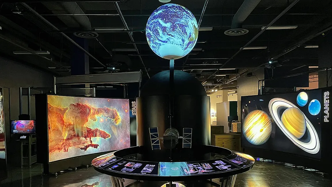 An exhibit at the Putnam Museum & Science Center