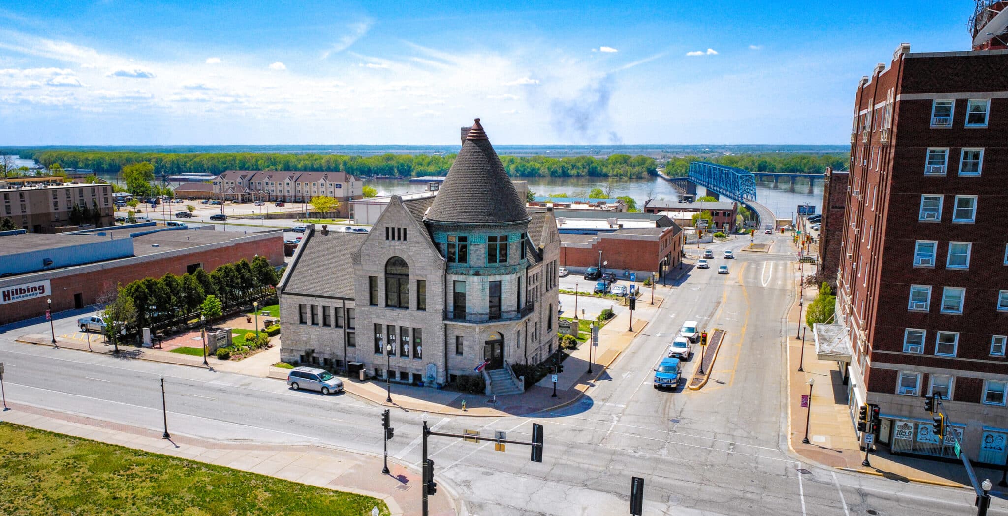The Quincy Museum in the Newcomb-Stillwell Mansion