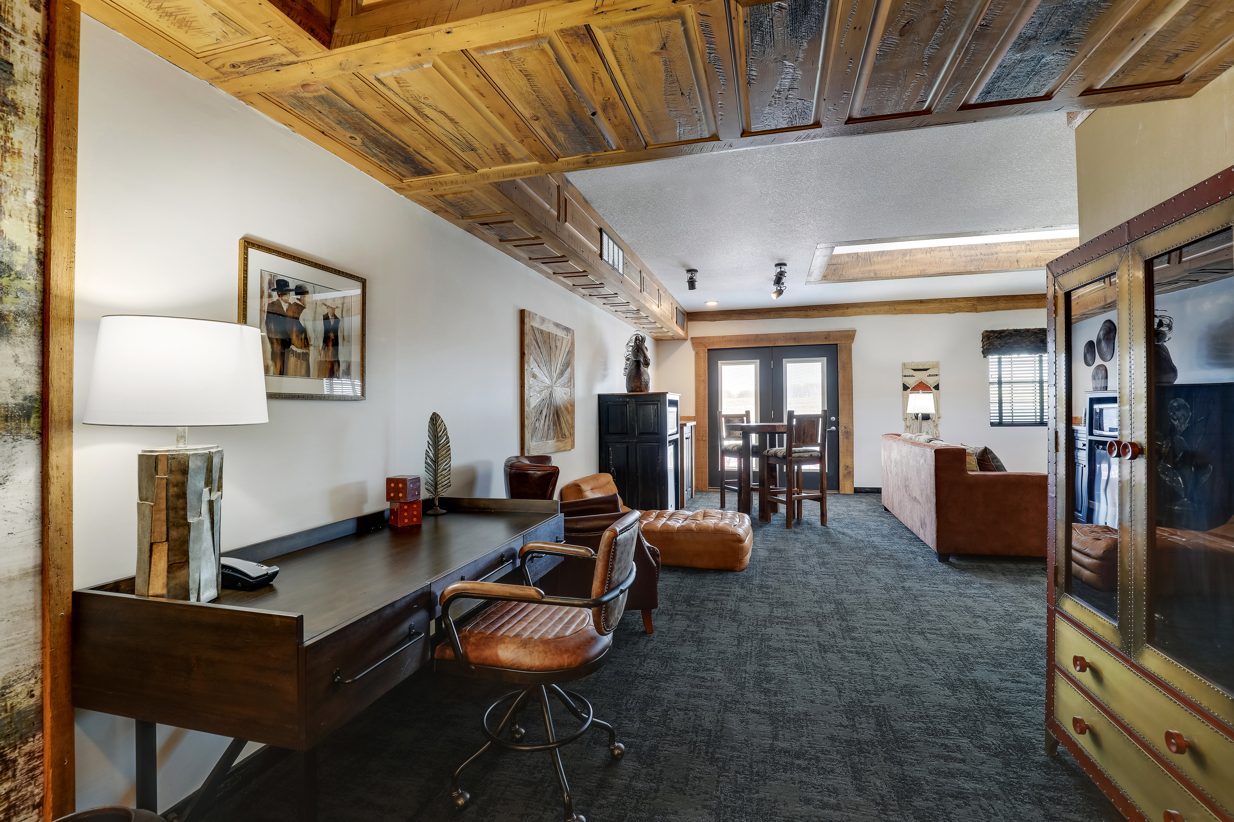 Stoney Creek Hotel Broken Arrow suite